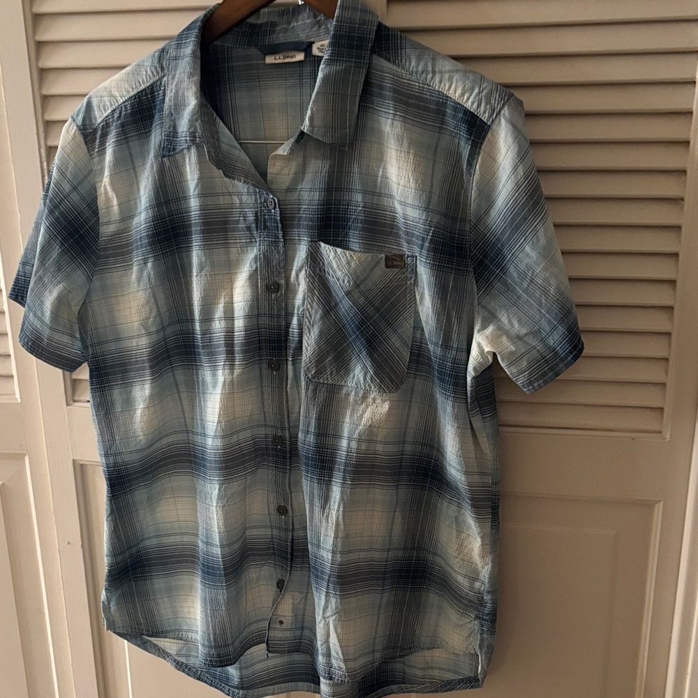 L.L. Bean Women's Blue and White Plaid Shirt Sz Large Hiking Outdoors Gorpcore